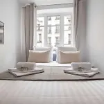 Sentier Historical Center II Luxury Design Apartment 3Br-8P