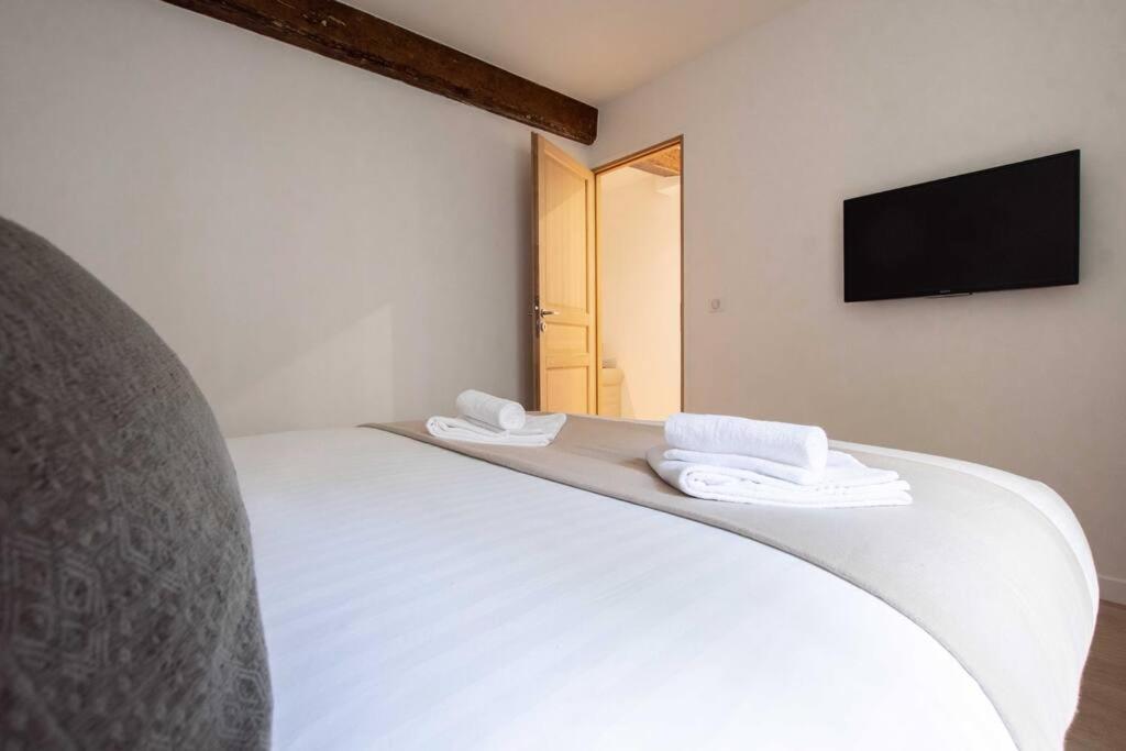 Apartment Sentier Historical Center Ii Luxury Design 3br-8p Paris