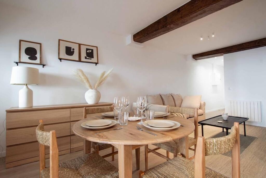 Sentier Historical Center Ii Luxury Design 3br-8p Apartment